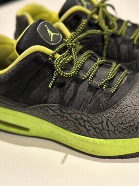 Jordan Zoom Tenacity Black Volt Men's 11.5